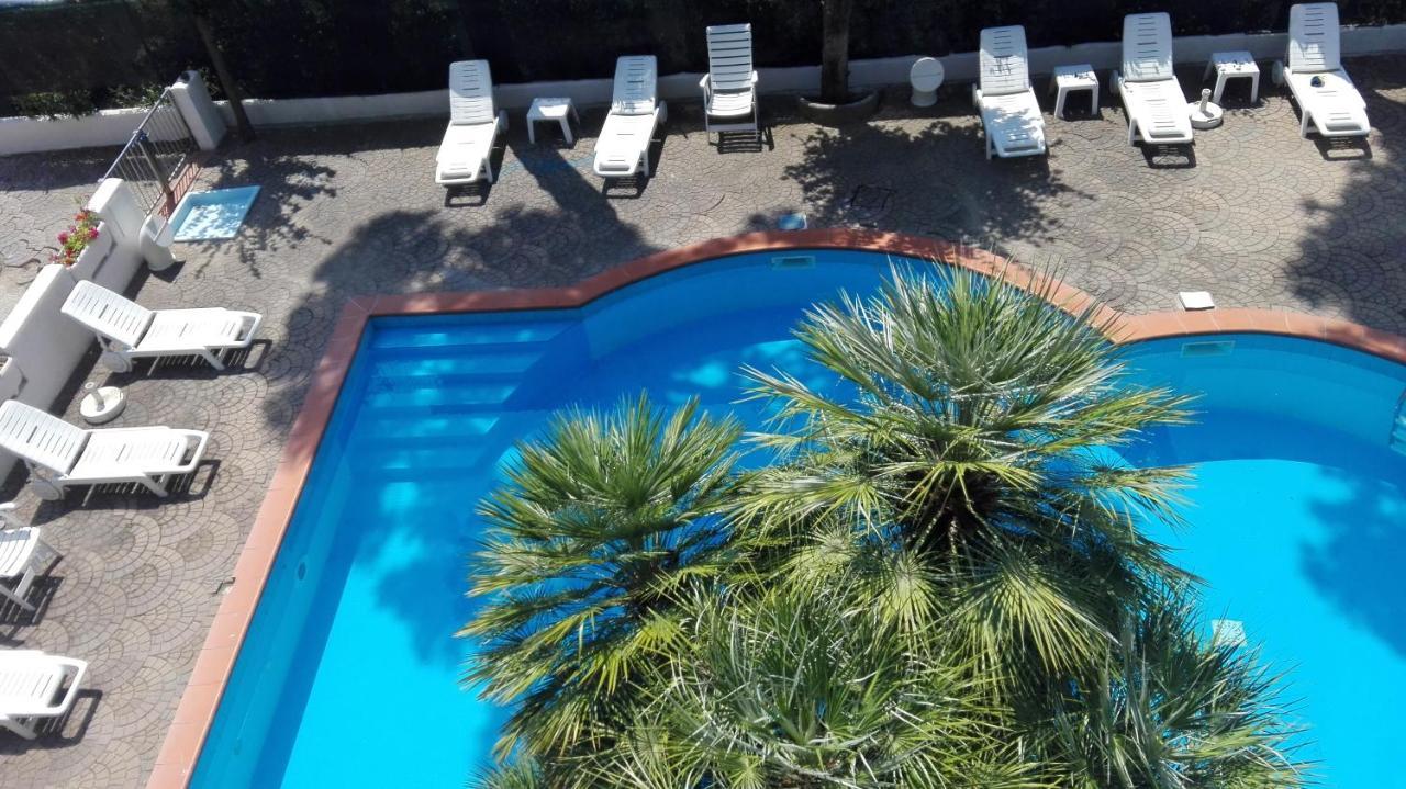 Hotel Enrica Cervia Exterior foto